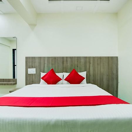 Hotel O Kunal Palace Navi Mumbai Esterno foto