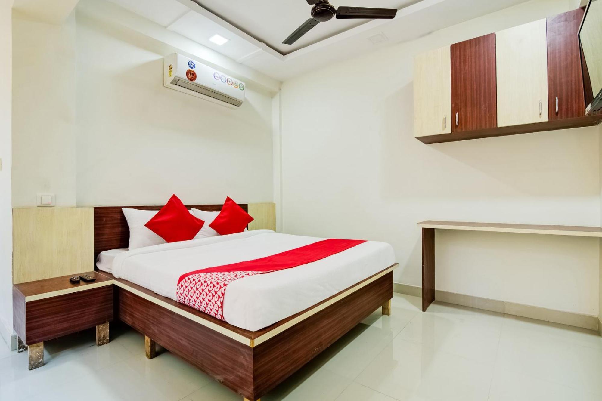 Hotel O Kunal Palace Navi Mumbai Esterno foto